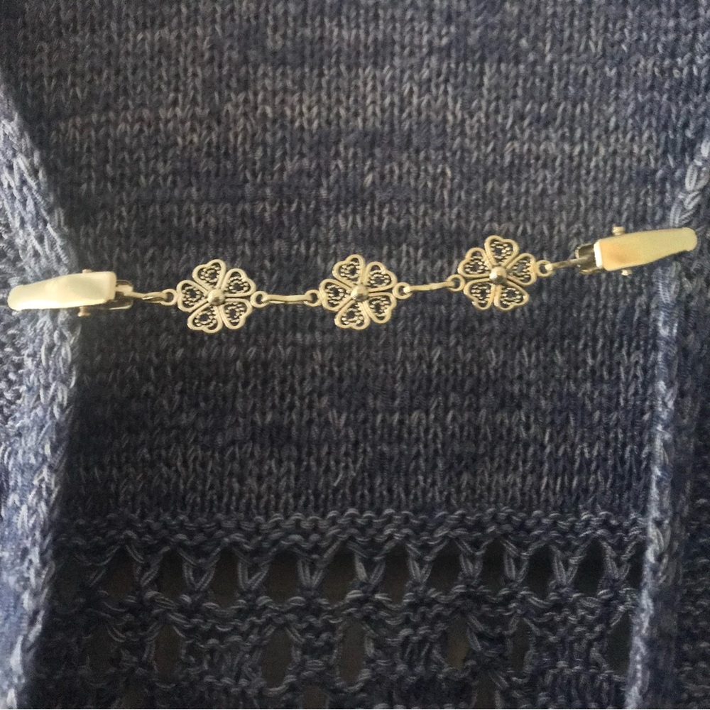 Silver Filigree Sweater Clip